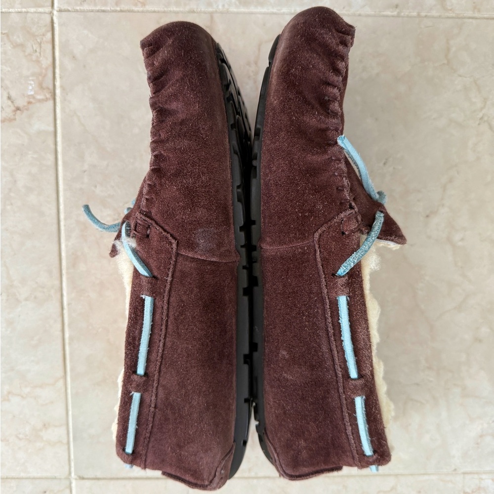 UGG Dakota Slipper Size 6 - Picture 3 of 6
